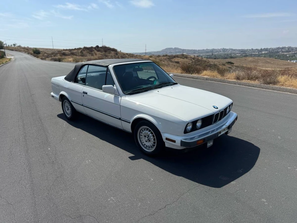 1990 BMW E30 3 Series - Image 11 of 19