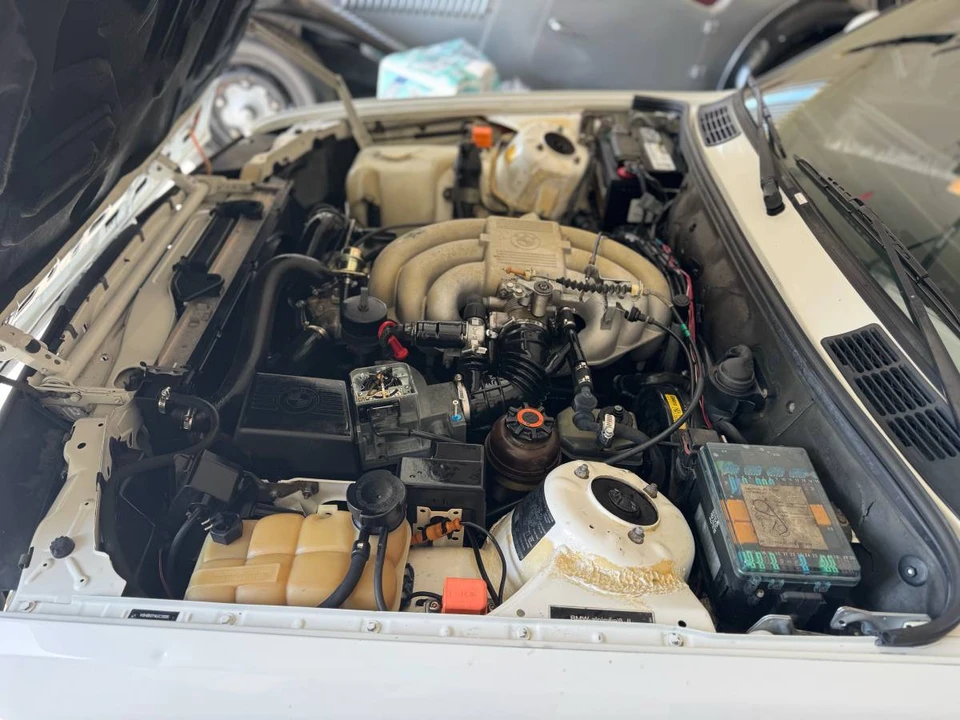 1990 BMW E30 3 Series - Image 14 of 19