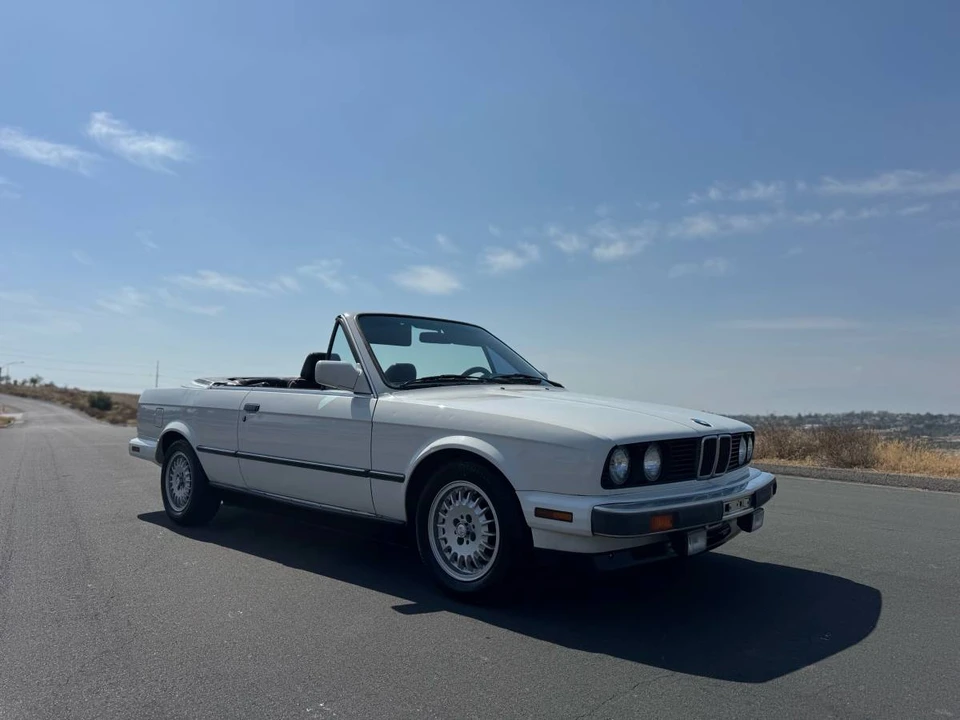1990 BMW E30 3 Series - Image 3 of 19