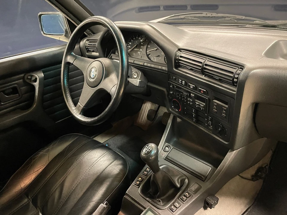 1990 BMW E30 3 Series - Image 28 of 30