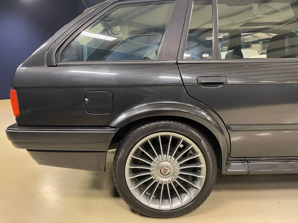 1990 BMW E30 3 Series - Image 15 of 30