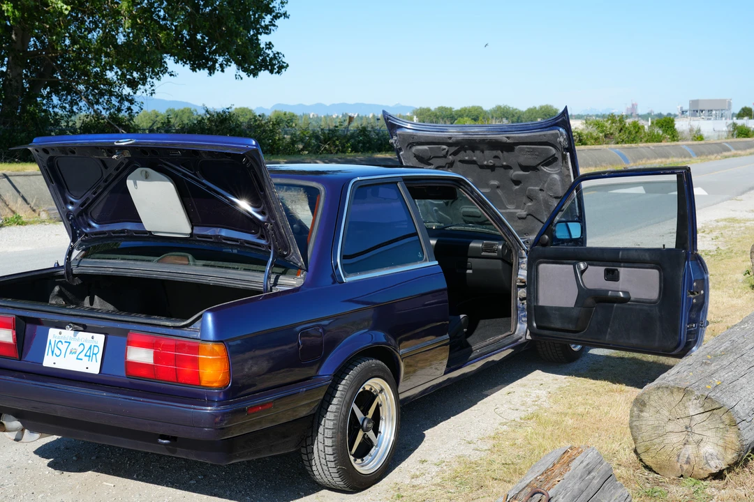 1990 BMW E30 3 Series - Image 23 of 31