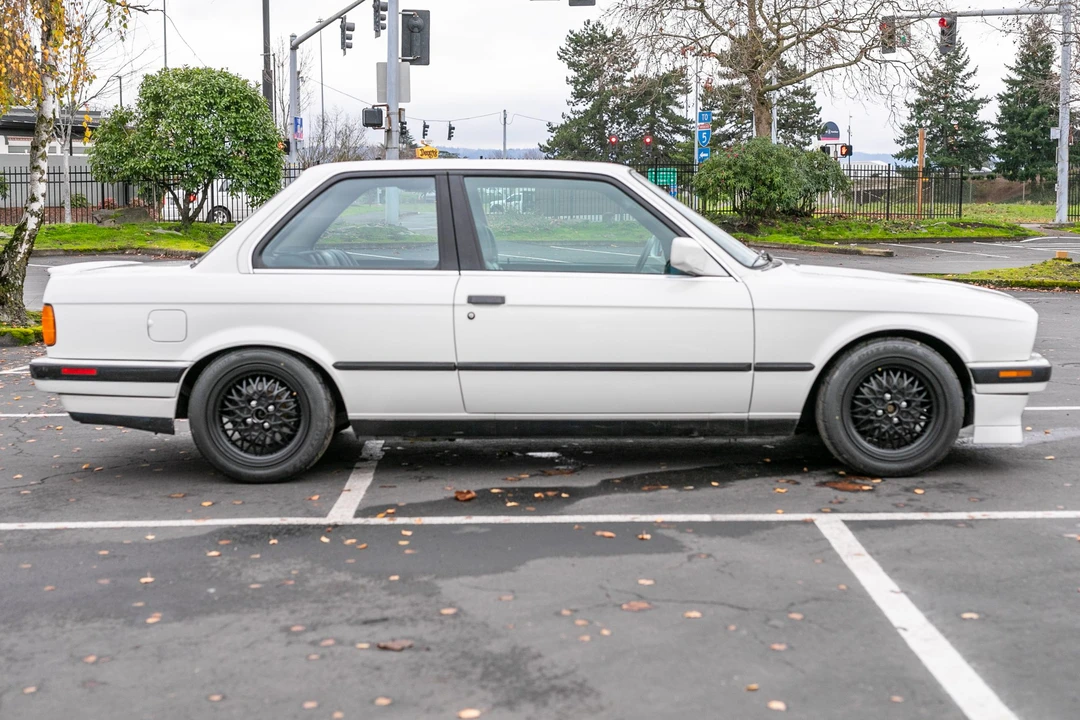 1990 BMW E30 3 Series - Image 9 of 31