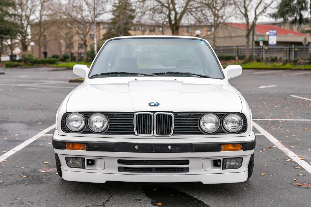 1990 BMW E30 3 Series - Image 2 of 31