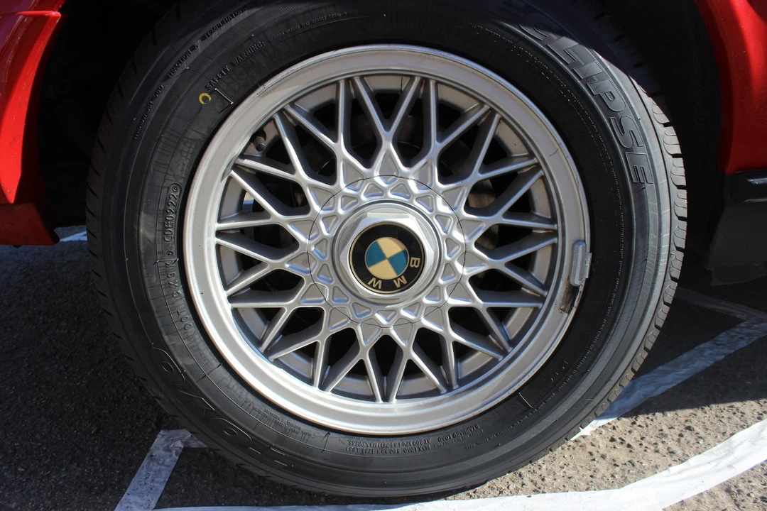 1990 BMW E30 3 Series - Image 29 of 31