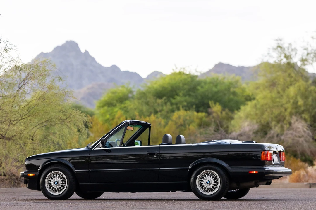 1990 BMW E30 3 Series - Image 11 of 31