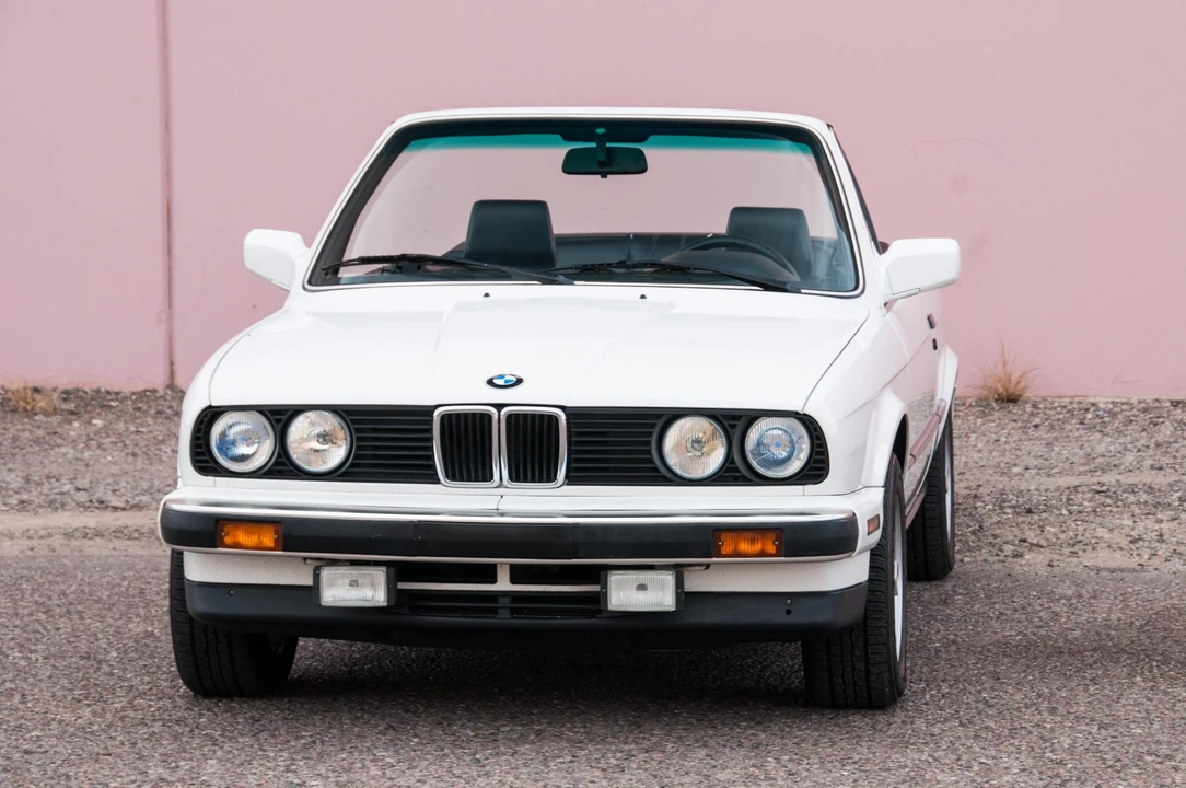 1990 BMW E30 3 Series - Image 2 of 31