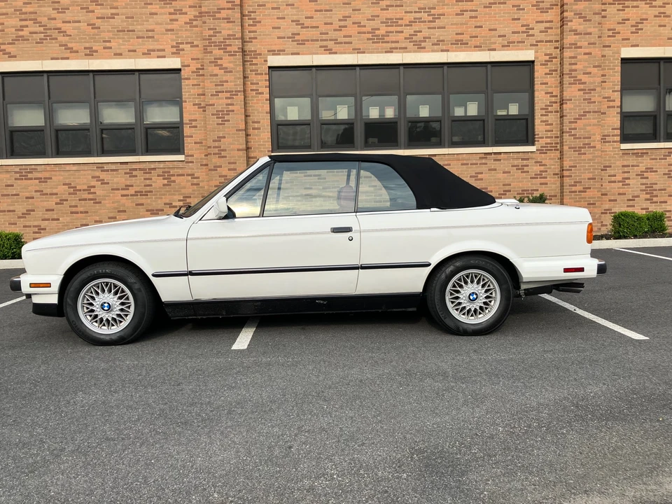 1990 BMW E30 3 Series - Image 24 of 31