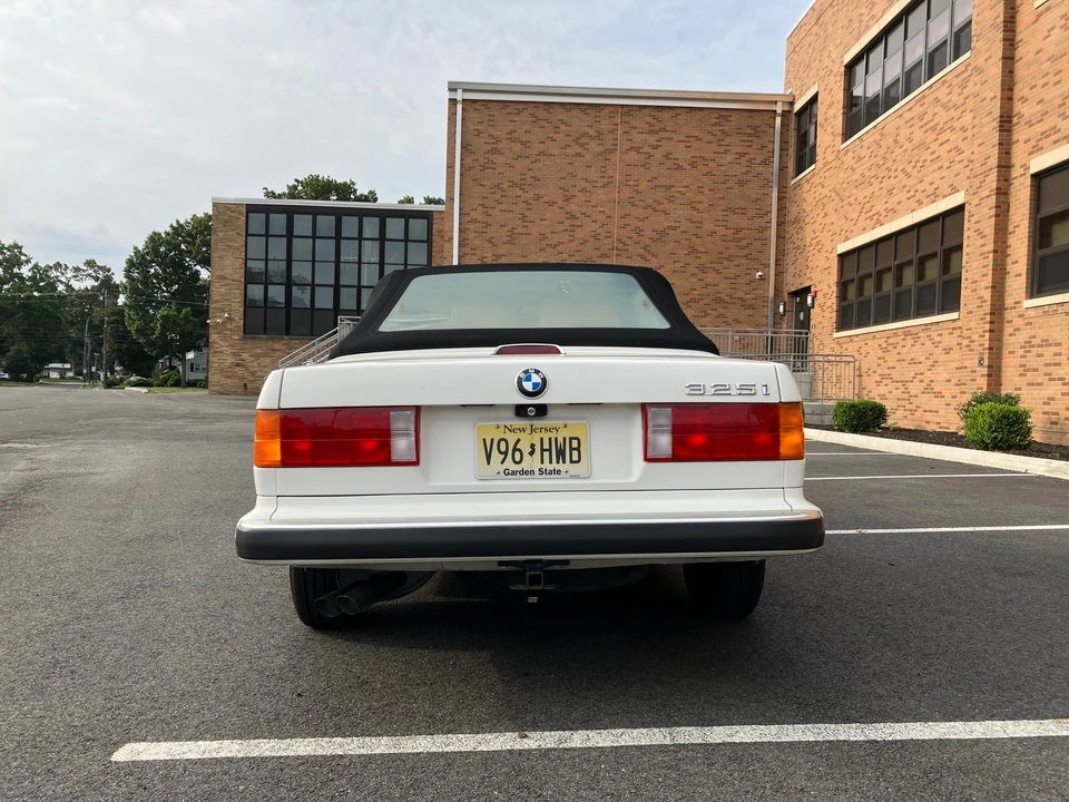 1990 BMW E30 3 Series - Image 29 of 31