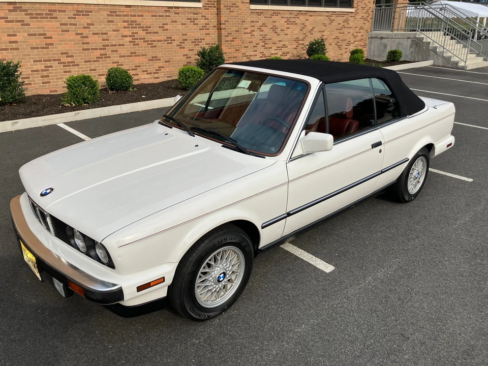 1990 BMW E30 3 Series - Image 22 of 31