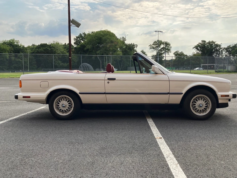 1990 BMW E30 3 Series - Image 14 of 31