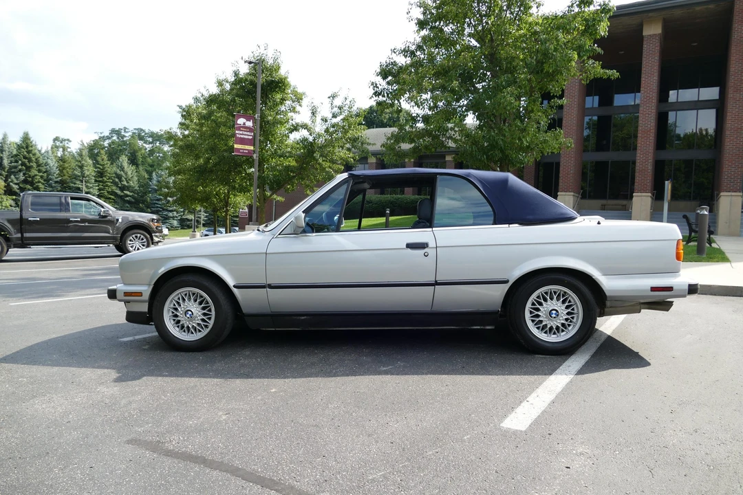 1990 BMW E30 3 Series - Image 17 of 31