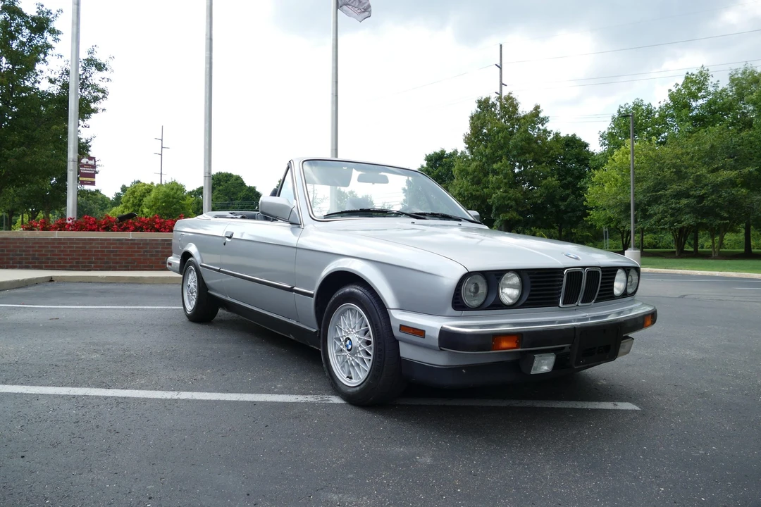 1990 BMW E30 3 Series - Image 4 of 31