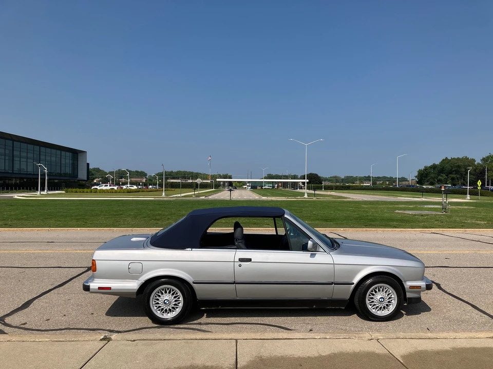 1990 BMW E30 3 Series - Image 12 of 31