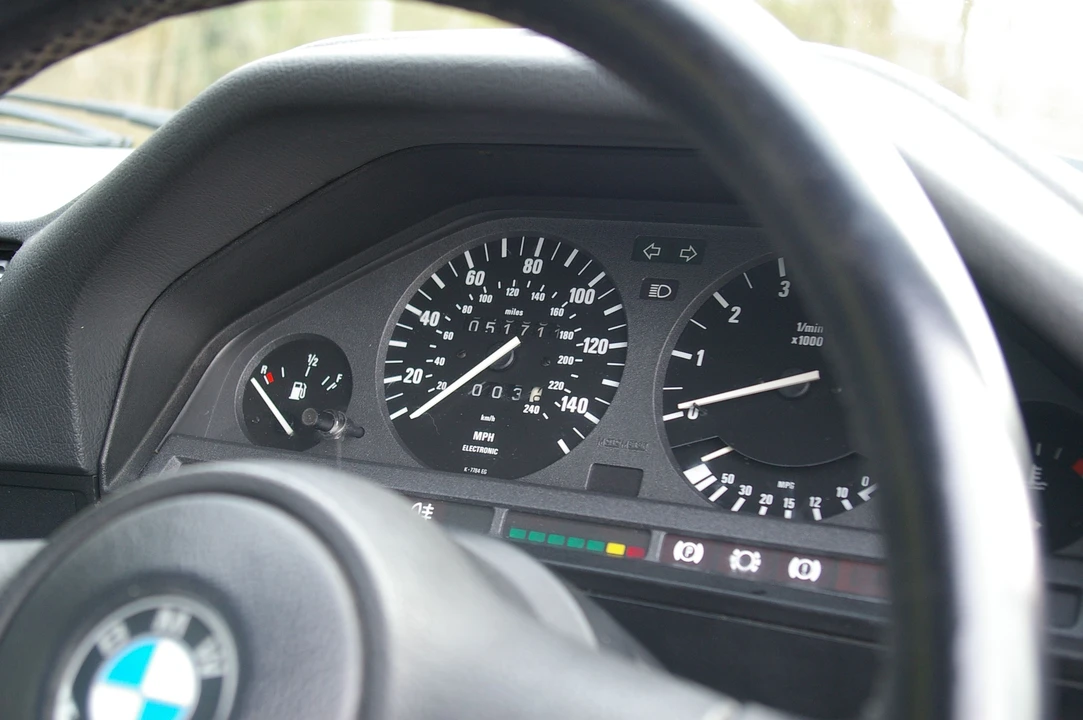 1990 BMW E30 3 Series - Image 2 of 19