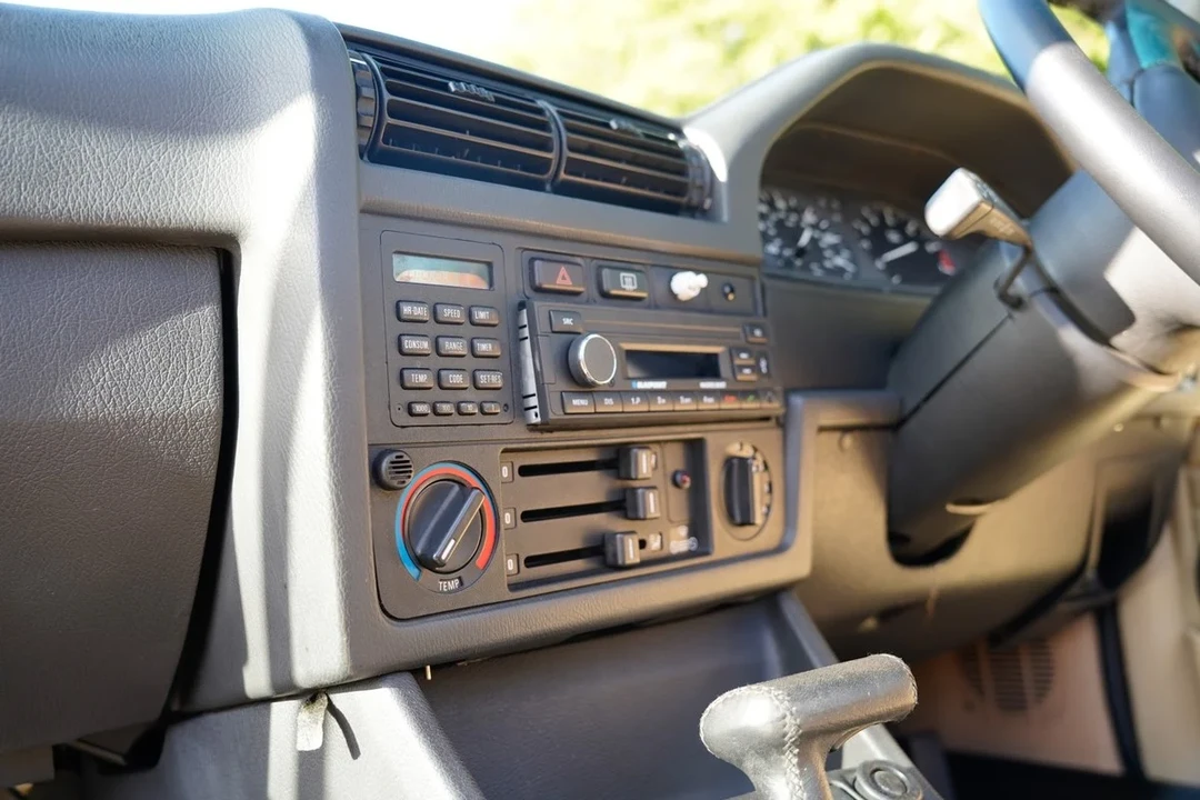 1990 BMW E30 3 Series - Image 10 of 31