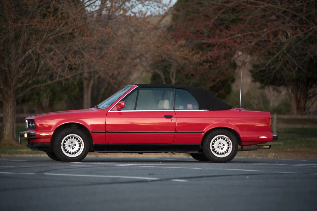 1990 BMW E30 3 Series - Image 11 of 18