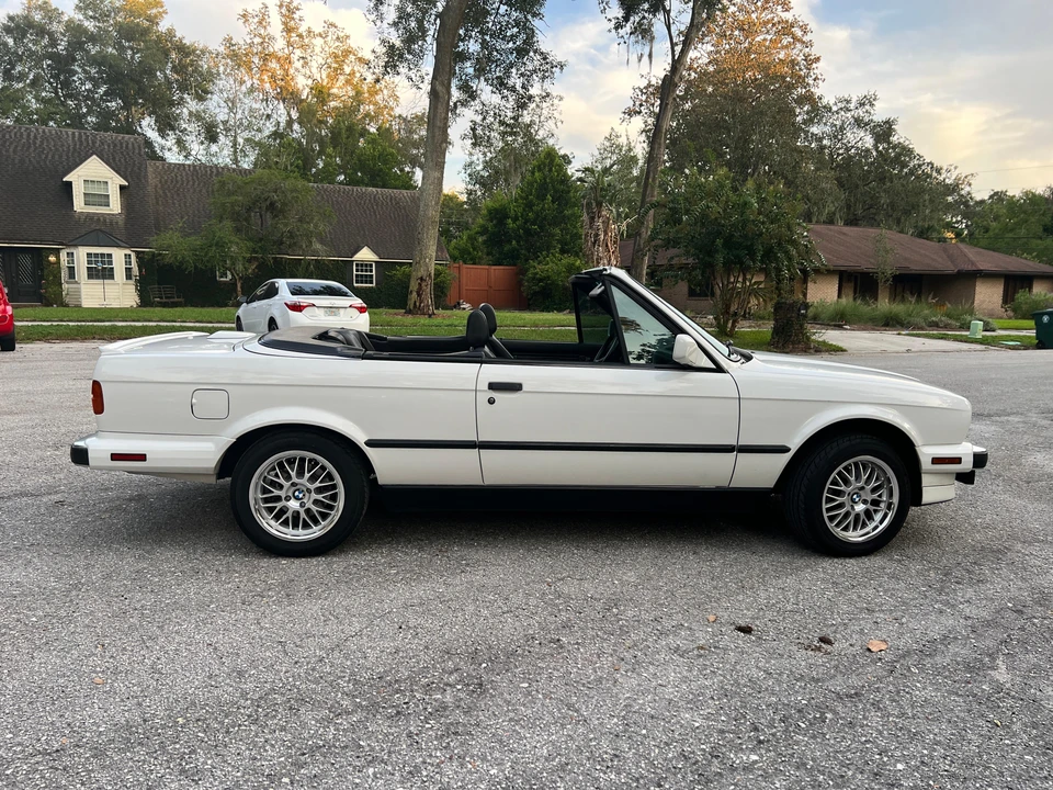 1990 BMW E30 3 Series - Image 13 of 31