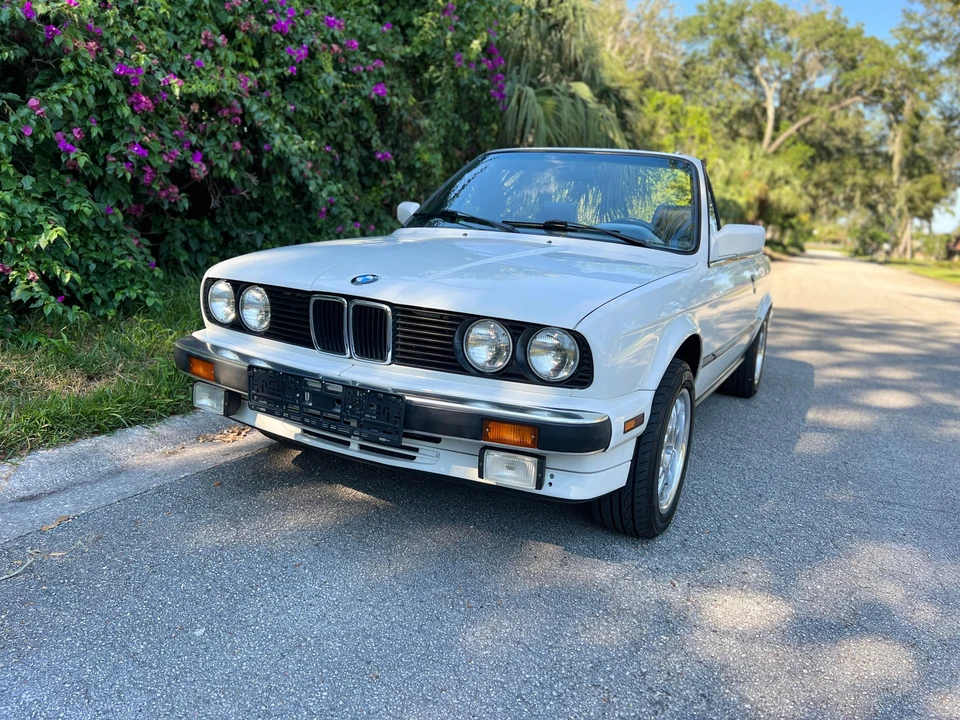 1990 BMW E30 3 Series - Image 7 of 31