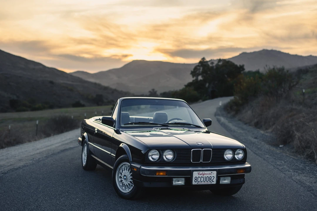 1990 BMW E30 3 Series - Image 14 of 31