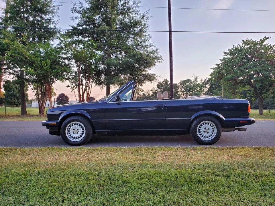 1990 BMW E30 3 Series - Image 11 of 31