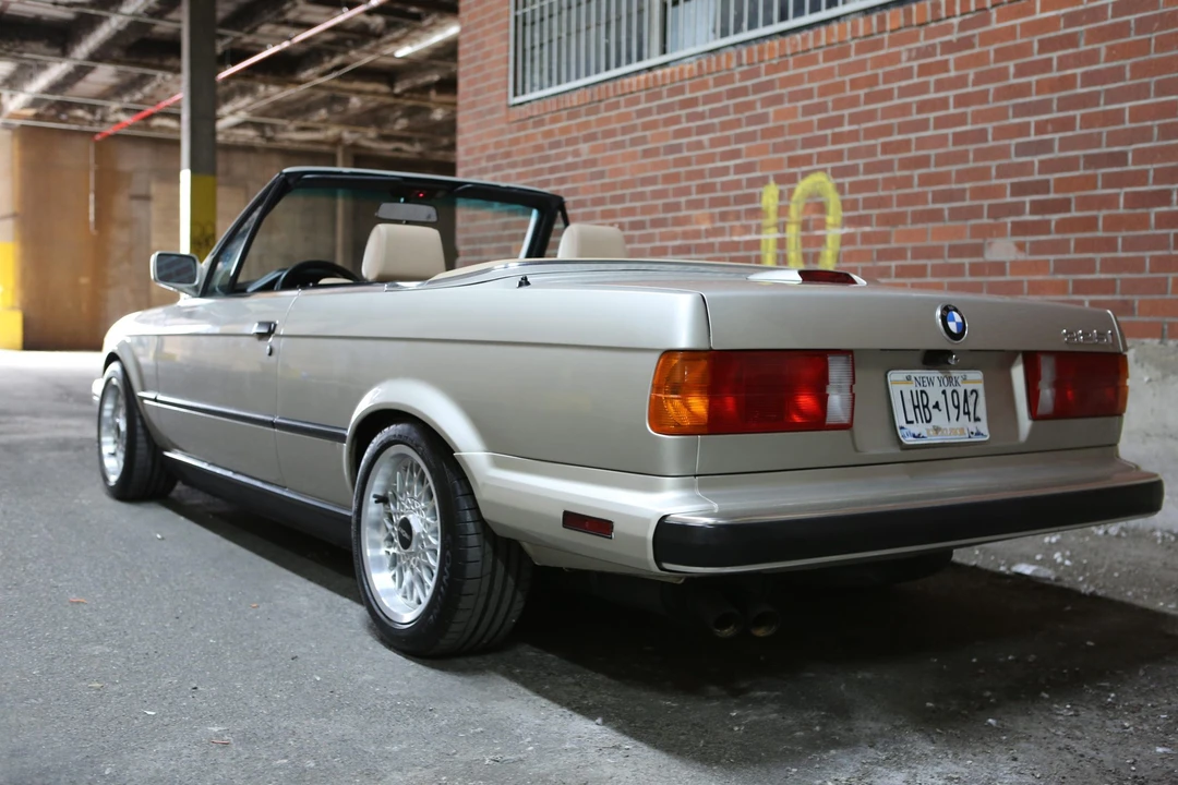 1990 BMW E30 3 Series - Image 14 of 31