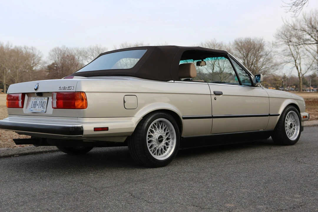 1990 BMW E30 3 Series - Image 22 of 31