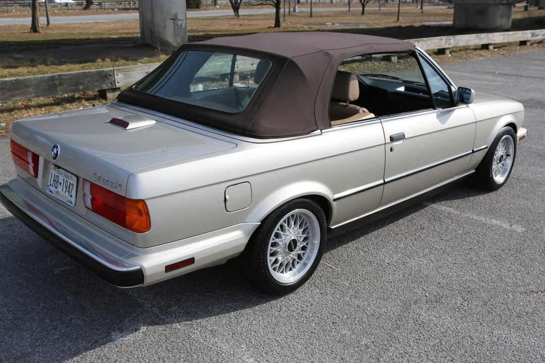 1990 BMW E30 3 Series - Image 23 of 31