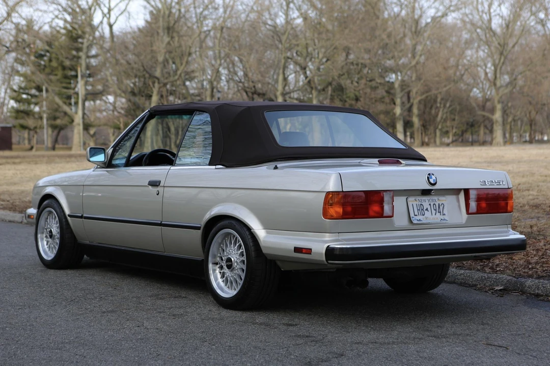 1990 BMW E30 3 Series - Image 24 of 31
