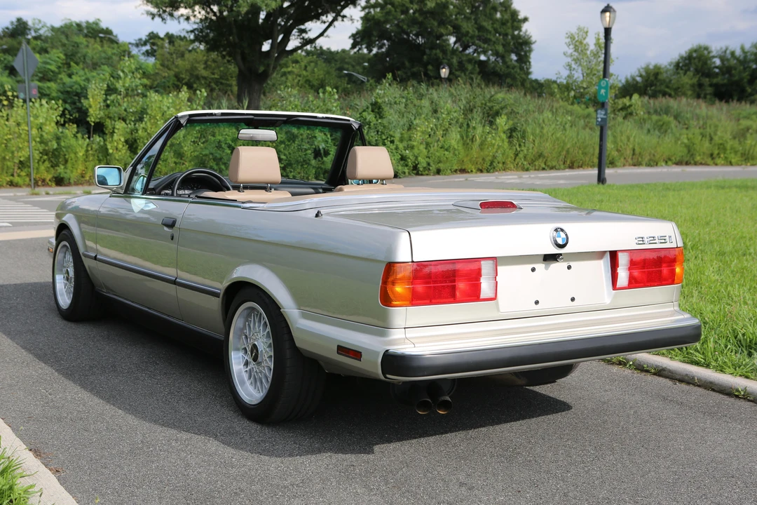 1990 BMW E30 3 Series - Image 13 of 31