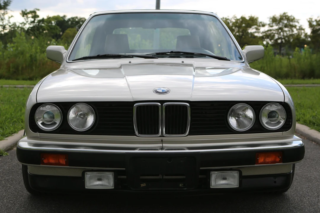 1990 BMW E30 3 Series - Image 2 of 31