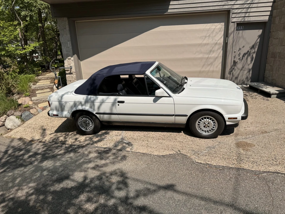 1990 BMW E30 3 Series - Image 24 of 31