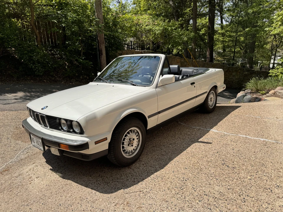 1990 BMW E30 3 Series - Image 2 of 31