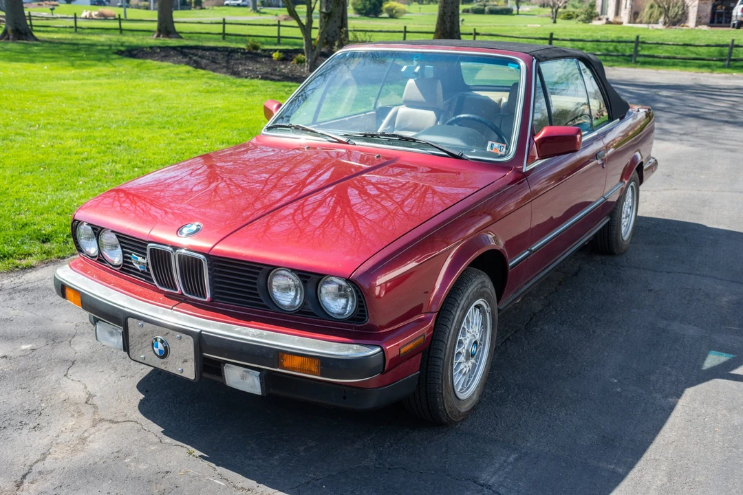 1990 BMW E30 3 Series - Image 2 of 31