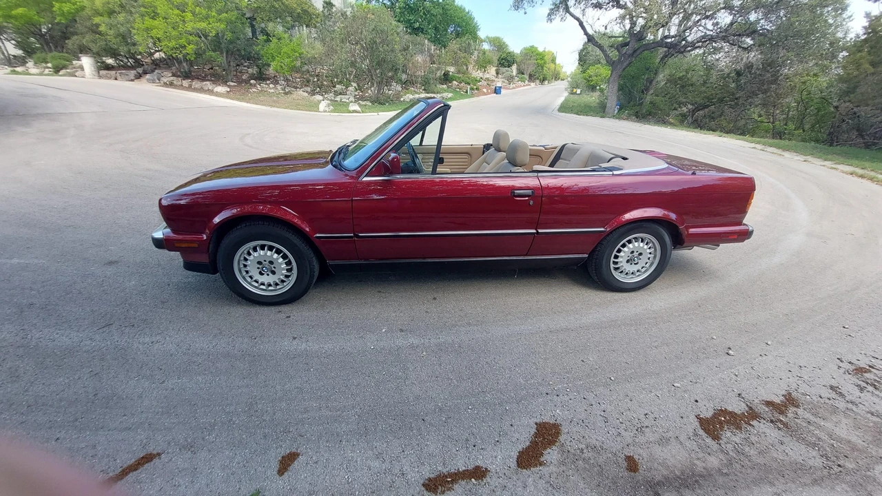 1990 BMW E30 3 Series - Image 2 of 31