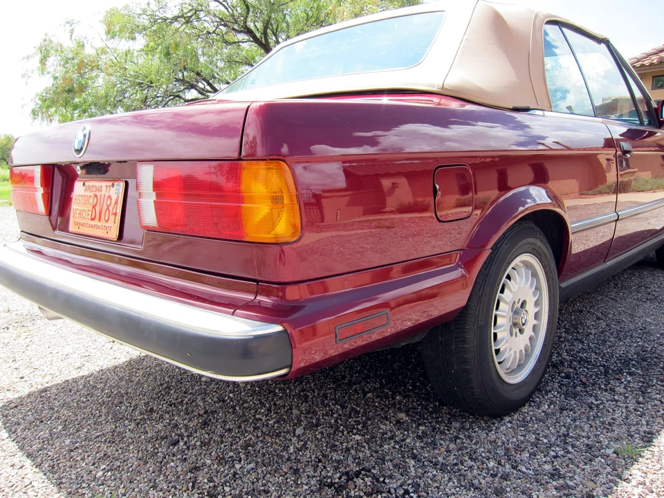 1990 BMW E30 3 Series - Image 13 of 31