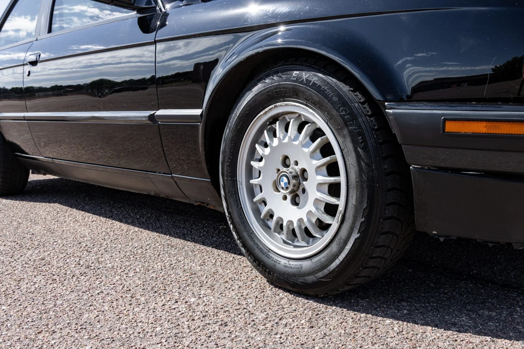 1990 BMW E30 3 Series - Image 26 of 31