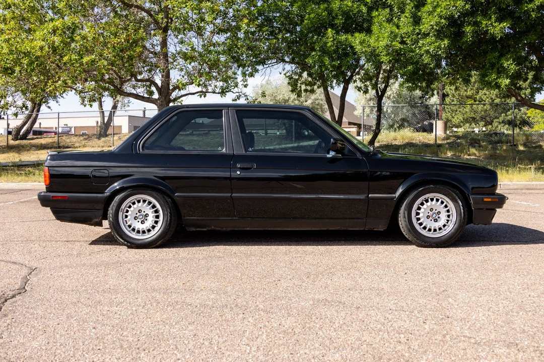 1990 BMW E30 3 Series - Image 4 of 31