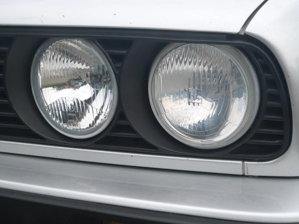 1990 BMW E30 3 Series - Image 16 of 31