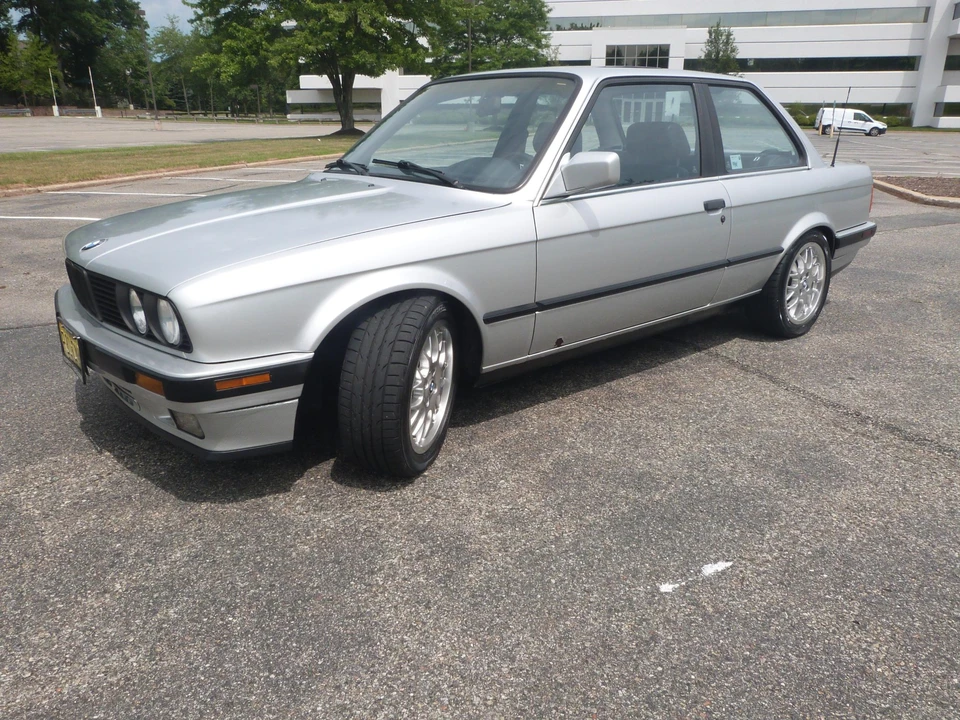 1990 BMW E30 3 Series - Image 4 of 31