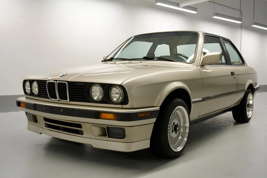 1990 BMW E30 3 Series - Image 2 of 31