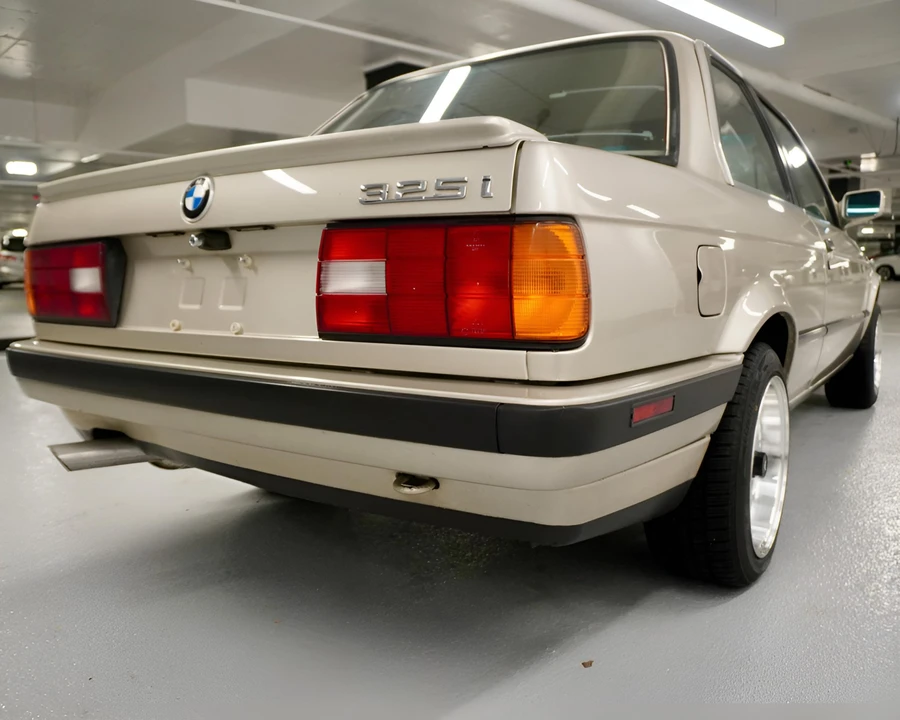 1990 BMW E30 3 Series - Image 9 of 31