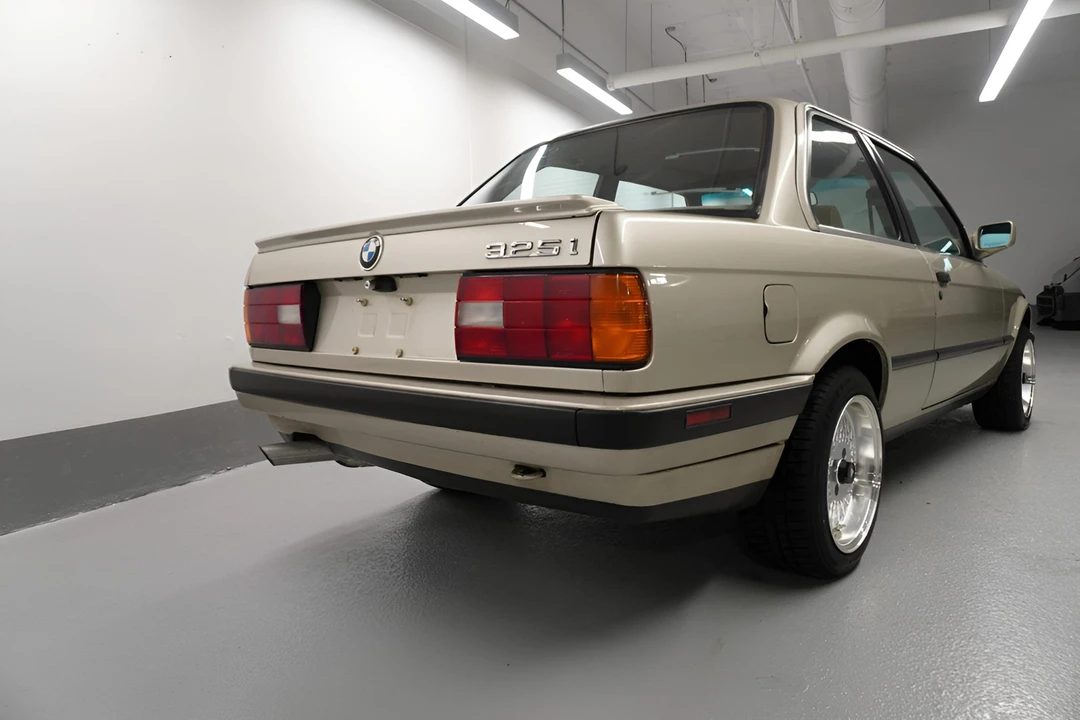 1990 BMW E30 3 Series - Image 10 of 31