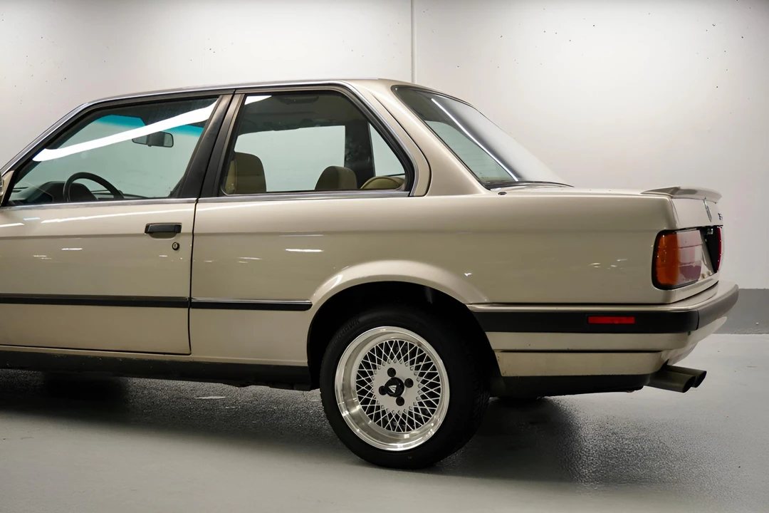 1990 BMW E30 3 Series - Image 27 of 31