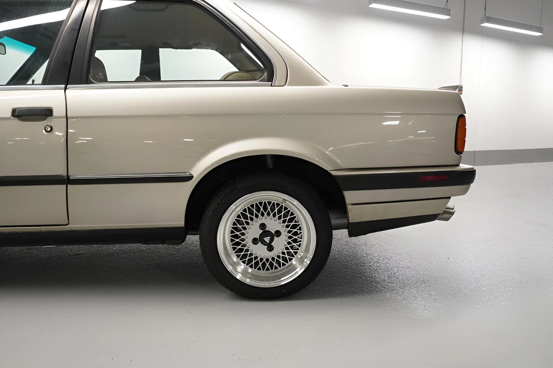 1990 BMW E30 3 Series - Image 28 of 31