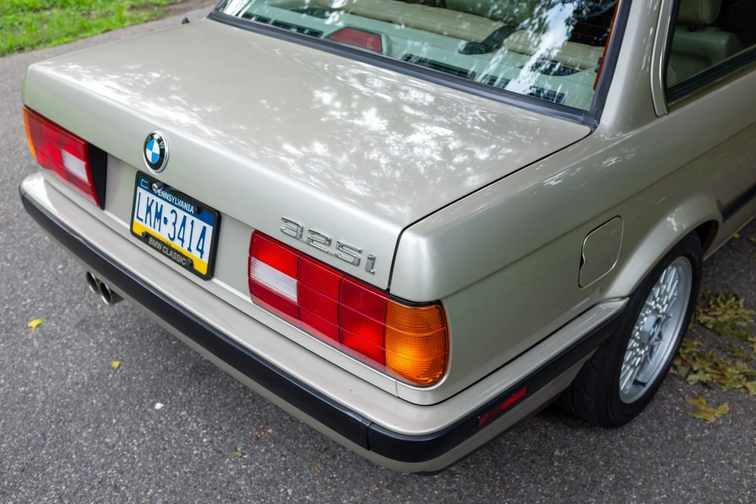 1990 BMW E30 3 Series - Image 11 of 31