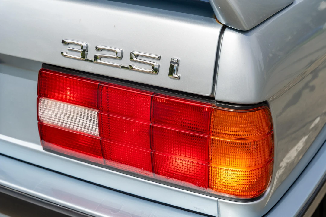 1990 BMW E30 3 Series - Image 25 of 31