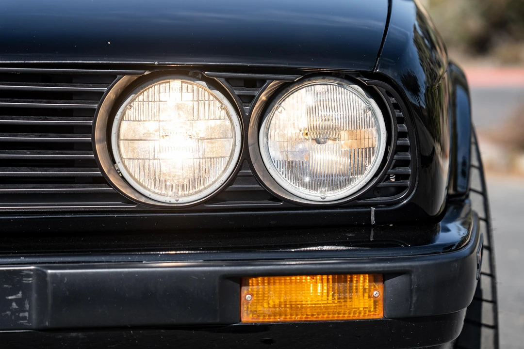 1990 BMW E30 3 Series - Image 13 of 31