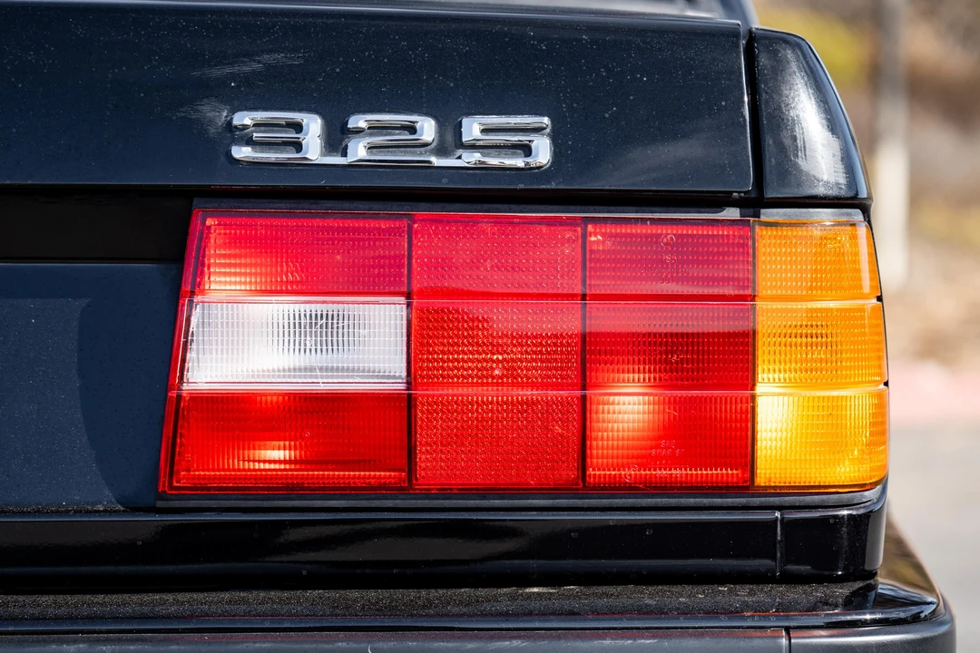 1990 BMW E30 3 Series - Image 19 of 31