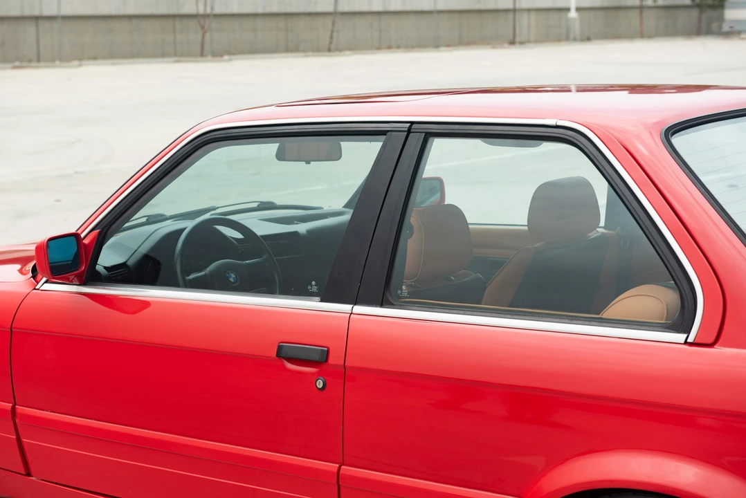 1990 BMW E30 3 Series - Image 30 of 31